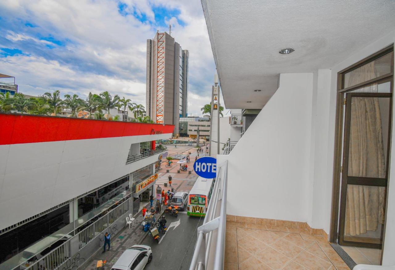 Hotel Toledo Plaza Armenia  Dış mekan fotoğraf