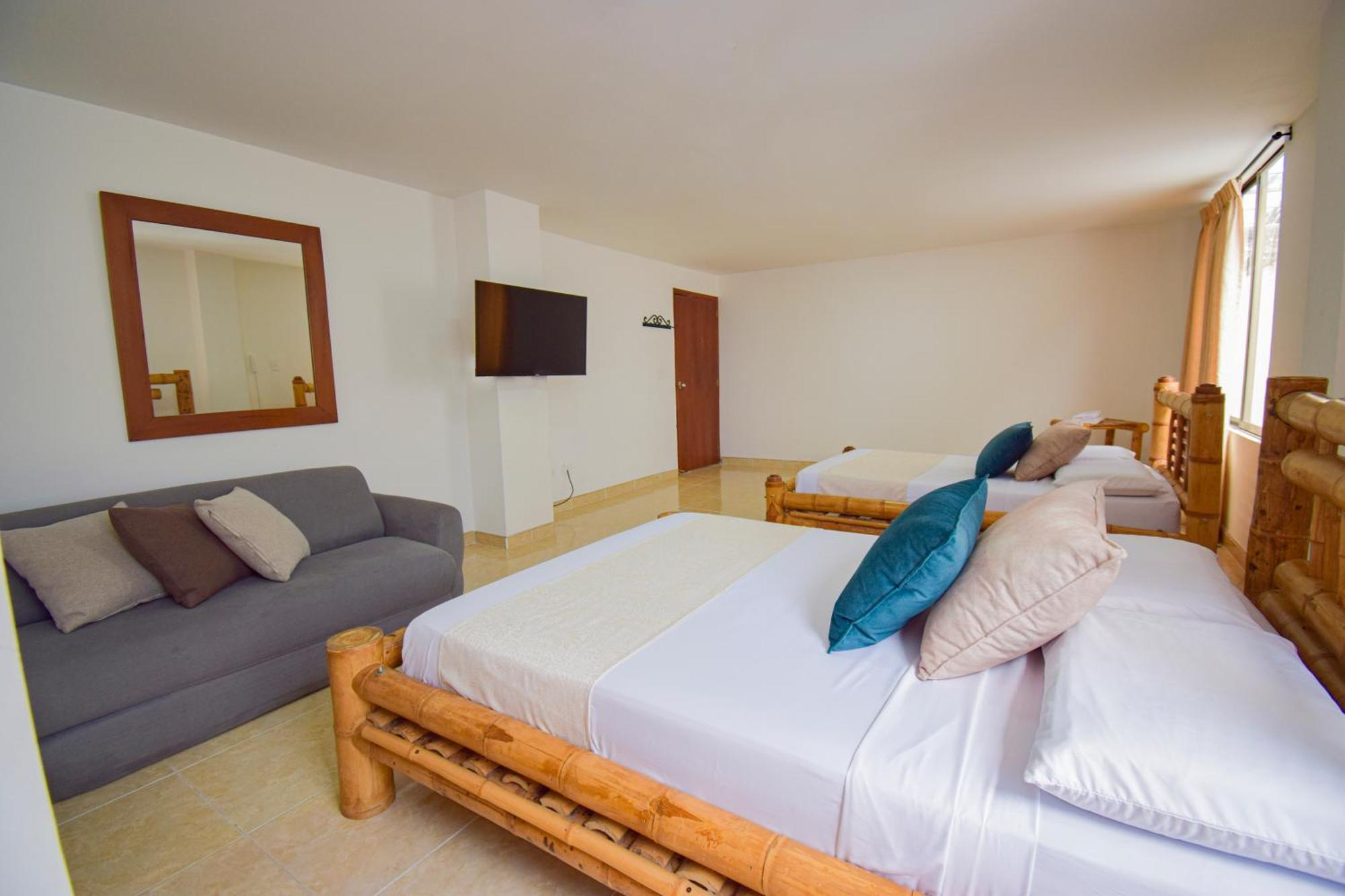 Hotel Toledo Plaza Armenia  Dış mekan fotoğraf