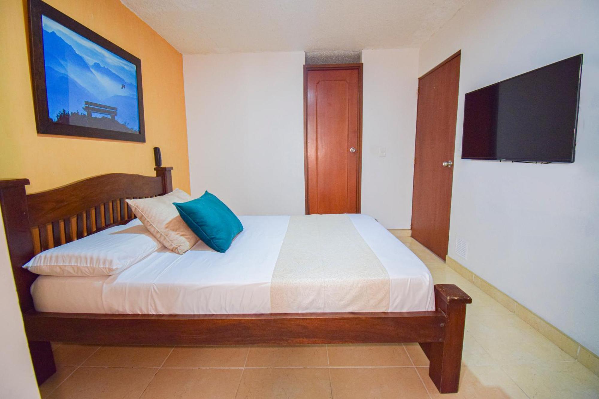 Hotel Toledo Plaza Armenia  Dış mekan fotoğraf