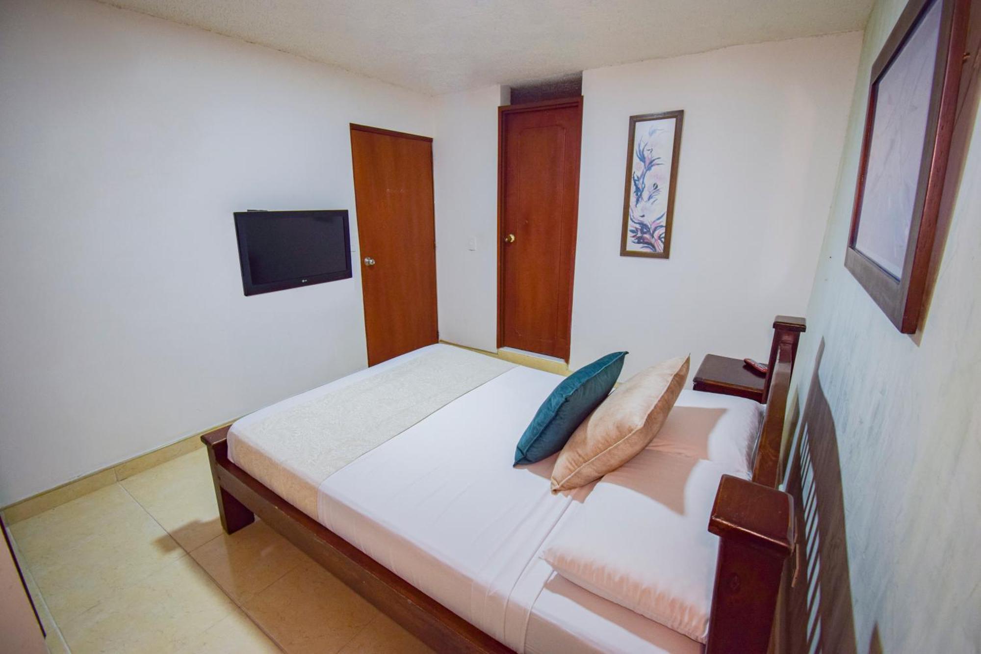 Hotel Toledo Plaza Armenia  Dış mekan fotoğraf