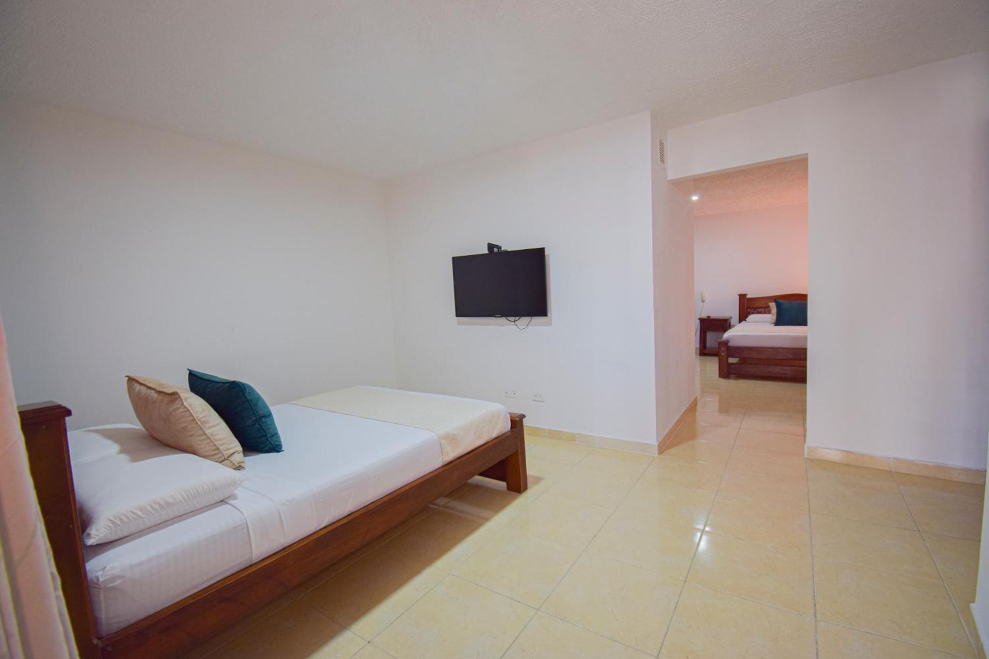 Hotel Toledo Plaza Armenia  Dış mekan fotoğraf