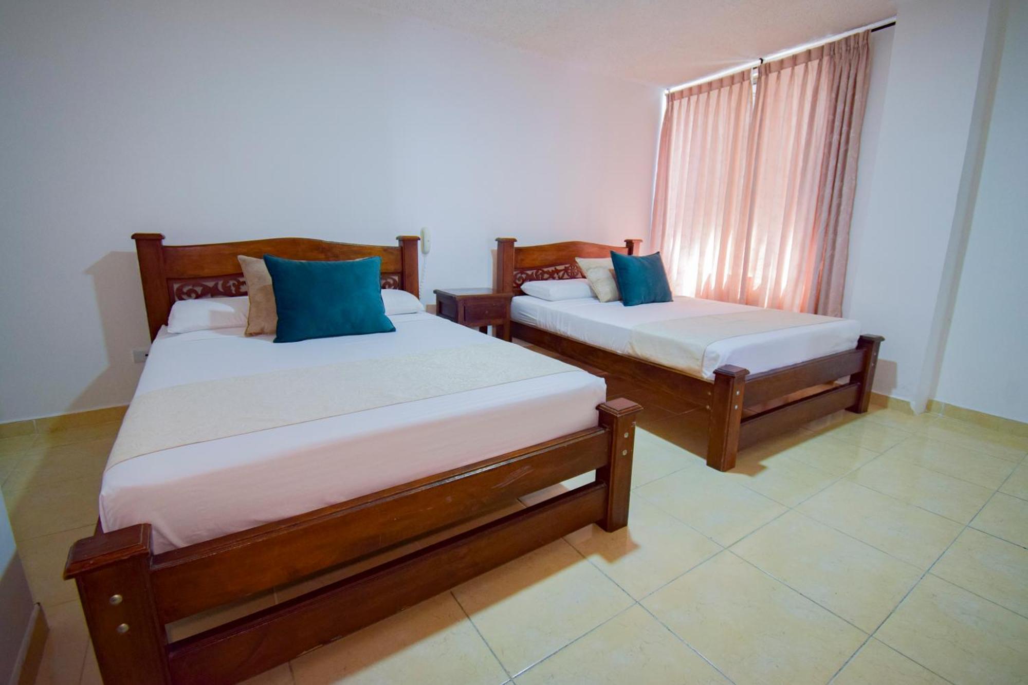 Hotel Toledo Plaza Armenia  Dış mekan fotoğraf