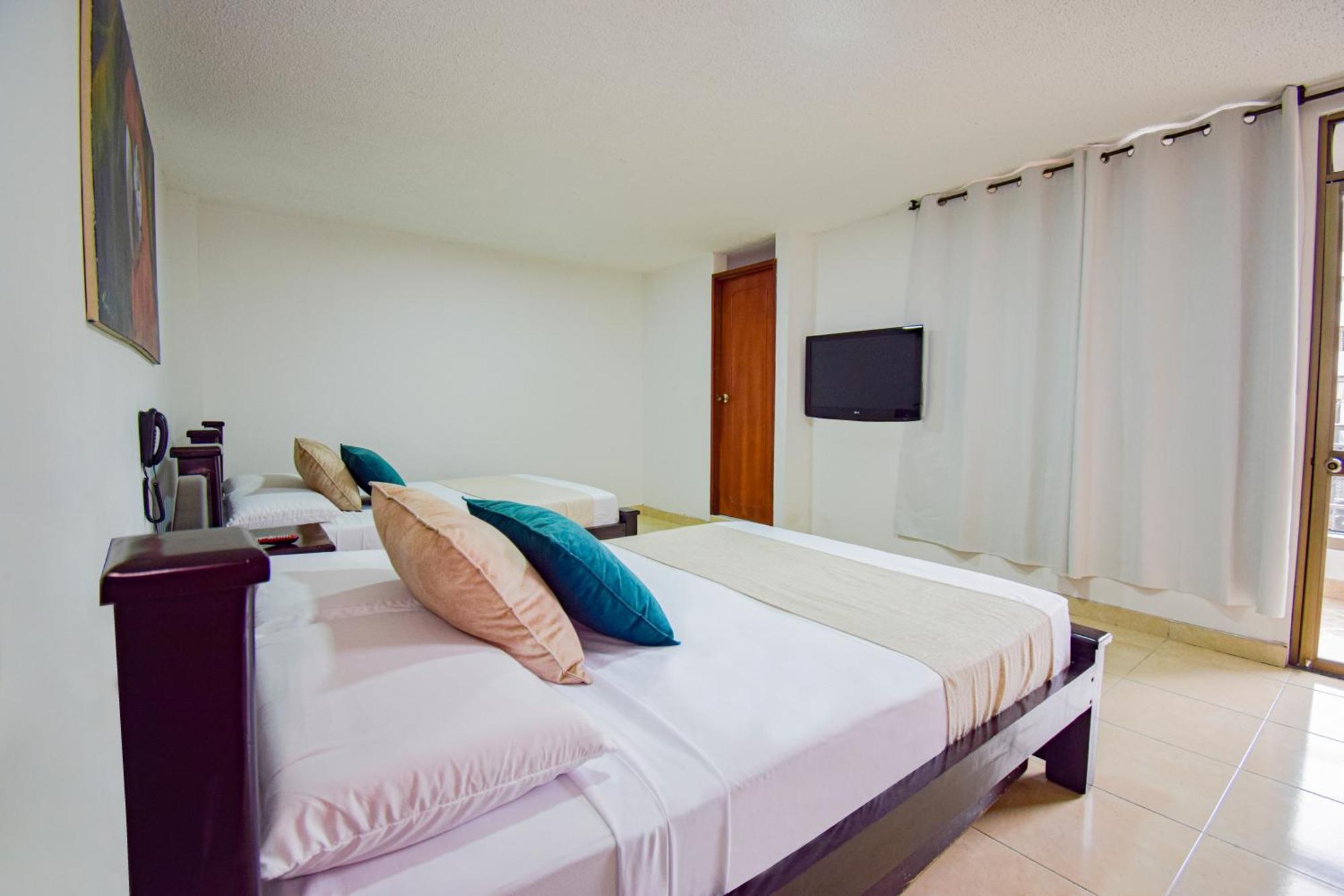 Hotel Toledo Plaza Armenia  Dış mekan fotoğraf