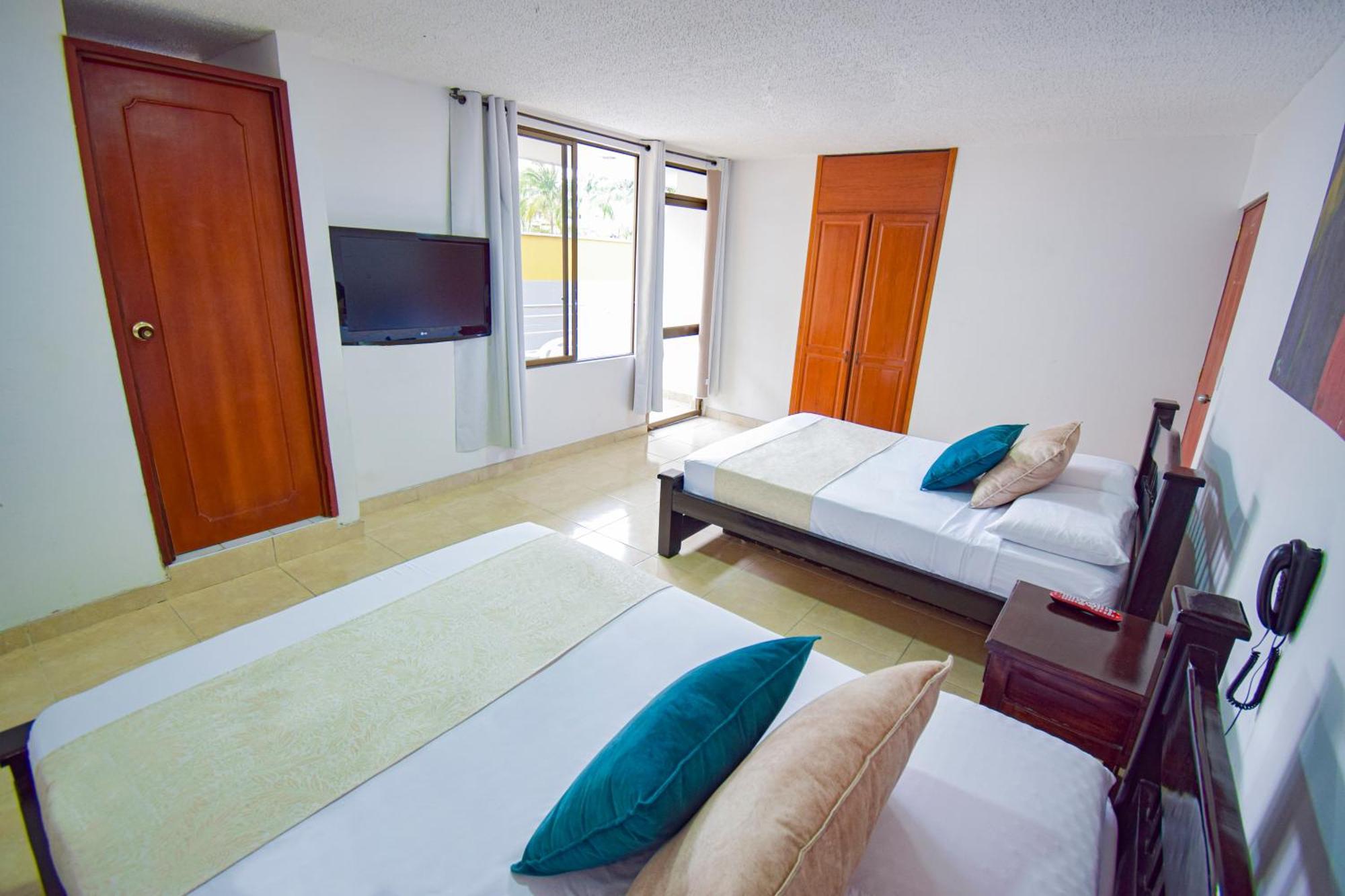 Hotel Toledo Plaza Armenia  Dış mekan fotoğraf